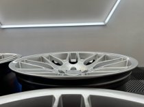 NEW 19 INCH CSL 8081 STYLE ALLOY WHEELS IN HYPER SILVER, WITH VERY DEEP CONCAVE 9.5" ET27 REAR 5x120