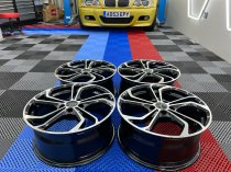 NEW 18 INCH VW GOLF REIFNITZ TCR STYLE ALLOY WHEELS IN GLOSS BLACK WITH POLISHED FACE 5x112