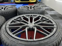NEW 22 INCH VEEMANN VC520 ALLOY WHEELS IN DARK GRAPHITE MACHINED WITH DEEPER CONCAVE 11" REARS FITTED WITH NEW TYRES AND TPMS SENSORS 5x120