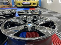 USED 18 INCH GENUINE BMW STYLE 189 E92 5 SPOKE ALLOY WHEELS, FULLY REFURBISHED IN GLOSS BLACK 5x120