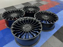 NEW 19 INCH ALPIN CRINKLE SPOKE ALLOY WHEELS IN GLOSS BLACK WITH POLISHED TIPS AND DEEPER 9.5" REARS 5x120