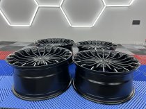 NEW 19 INCH ALPIN CRINKLE SPOKE ALLOY WHEELS IN GLOSS BLACK WITH POLISHED TIPS AND DEEPER 9.5" REARS 5x120