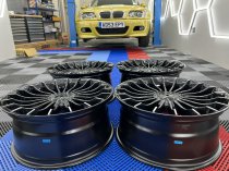 NEW 19 INCH ALPIN CRINKLE SPOKE ALLOY WHEELS IN GLOSS BLACK WITH POLISHED TIPS AND DEEPER 9.5" REARS 5x120