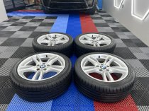 USED 18 INCH GENUINE BMW STYLE 400 M SPORT ALLOY WHEELS,WIDER REARS, GOOD CONDITION INC RUNFLAT TYRES 5x120