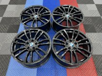 USED 19 INCH GENUINE BMW STYLE 403 M SPORT ALLOY WHEELS, REFURBISHED IN GLOSS BLACK 5x120