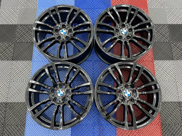 USED 19 INCH GENUINE BMW STYLE 403 M SPORT ALLOY WHEELS, REFURBISHED IN GLOSS BLACK 5x120