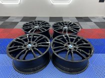 USED 19 INCH GENUINE BMW STYLE 403 M SPORT ALLOY WHEELS, REFURBISHED IN GLOSS BLACK 5x120