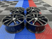 USED 18 INCH GENUINE VW GOLF MK6 CHARLESTON ALLOY WHEELS, FULLY REFURBISHED IN GLOSS BLACK 5x112
