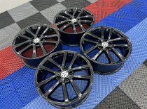 USED 18 INCH GENUINE VW GOLF MK6 CHARLESTON ALLOY WHEELS, FULLY REFURBISHED IN GLOSS BLACK 5x112