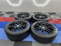 USED 19 INCH GENUINE BMW STYLE 403 M SPORT ALLOY WHEELS, REFURBISHED IN GLOSS BLACK,WIDE REAR INC GOOD RUNFLAT TYRES 5x120
