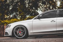 NEW 18 INCH VEEMANN V-FS46 ALLOY WHEELS IN GRAPHITE SMOKE MACHINED WITH DEEPER CONCAVE 9" REAR OPTION 5x112