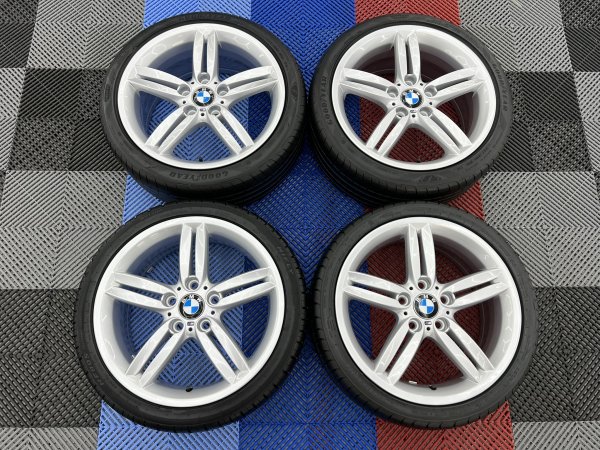 USED 18 INCH GENUINE BMW STYLE 208 1 SERIES M SPORT ALLOY WHEELS,WIDE REARS, FULLY REFURBED INC GOOD TYRES 5x120