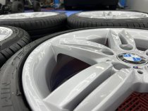 USED 18 INCH GENUINE BMW STYLE 208 1 SERIES M SPORT ALLOY WHEELS,WIDE REARS, FULLY REFURBED INC GOOD TYRES 5x120