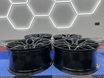 NEW 22 INCH VEEMANN V-FS51 ALLOY WHEELS IN GLOSS BLACK WITH DEEPER CONCAVE 10.5" REARS 5x120