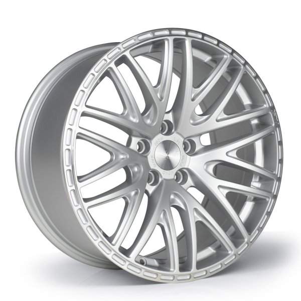 NEW 18 INCH 3SDM 0.75 ALLOY WHEELS IN SATIN SILVER WITH POLISHED LIP WITH DEEPER CONCAVE 9" REAR OPTION 5x120
