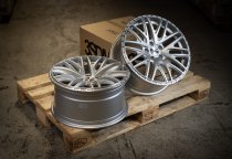 NEW 18 INCH 3SDM 0.75 ALLOY WHEELS IN SATIN SILVER WITH POLISHED LIP WITH DEEPER CONCAVE 9" REAR OPTION 5x120