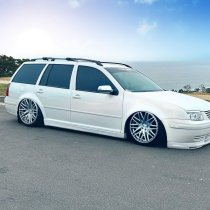 NEW 18 INCH 3SDM 0.75 ALLOY WHEELS IN SATIN SILVER WITH POLISHED LIP WITH DEEPER CONCAVE 9" REAR OPTION 5x120
