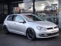 NEW 18 INCH TARGA TG3 ALLOY WHEELS IN GLOSS BLACK WITH MACHINED LIP 5x112