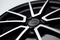 NEW 18 INCH ROMAC AIR ALLOY WHEELS IN GLOSS BLACK WITH POLISHED FACE 5x108