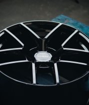 NEW 18 INCH ROMAC DIABLO ALLOY WHEELS IN GLOSS BLACK WITH WIDER REAR OPTION 5x120