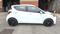 NEW 17 INCH ROMAC EDGE FLOW FORMED ALLOY WHEELS IN GLOSS BLACK 5x112