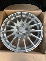 NEW 16 INCH ROMAC PULSE ALLOY WHEELS IN SILVER 5x112