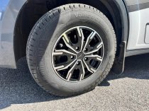 NEW 16 INCH ROMAC TORQUE ALLOY WHEELS IN GLOSS BLACK WITH POLISHED FACE 1250KG MERCEDES VITO 5x112