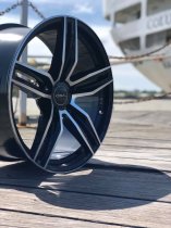 NEW 17 INCH ROMAC VENOM ALLOY WHEELS IN GLOSS BLACK WITH POLISHED FACE 5x114.3