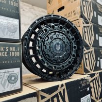 NEW 17 INCH FOX ADV ALLOY WHEELS IN SATIN BLACK 1500KG VW TRANSPORTER T5 T6 5x120