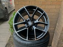 NEW 17 INCH FOX FX5 ALLOY WHEELS IN GLOSS BLACK WITH POLISHED FACE 5x112