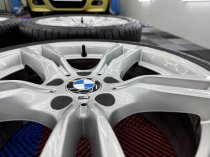 Used 18 Inch Genuine Bmw Style 400 M Sport Alloy Wheels, Wider Rears, Excellent Unmarked Condition Inc Runflat Tyres 5x120