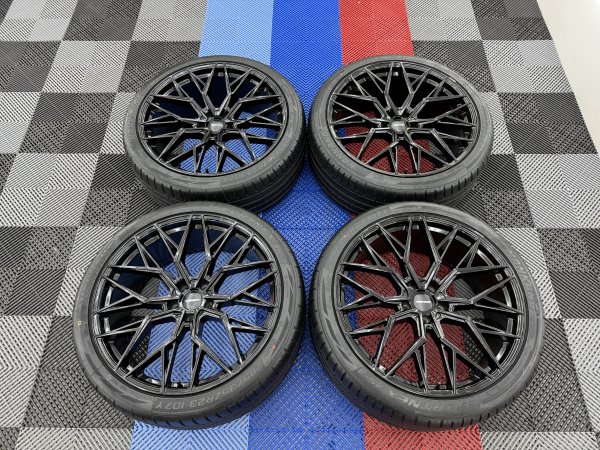 New 23 Inch Veemann V-FS51 Alloy Wheels In Gloss Black, Deep Concave 10" All Round Including New 285/35/23 Nankang Tyres 5x120