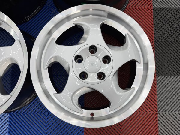 New 17 Inch Throwing Star M5 Style Alloy Wheels In Silver With Polished Dish And Deeper 9" Rears 5x120