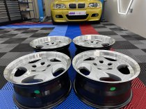 New 17 Inch Throwing Star M5 Style Alloy Wheels In Silver With Polished Dish And Deeper 9" Rears 5x120