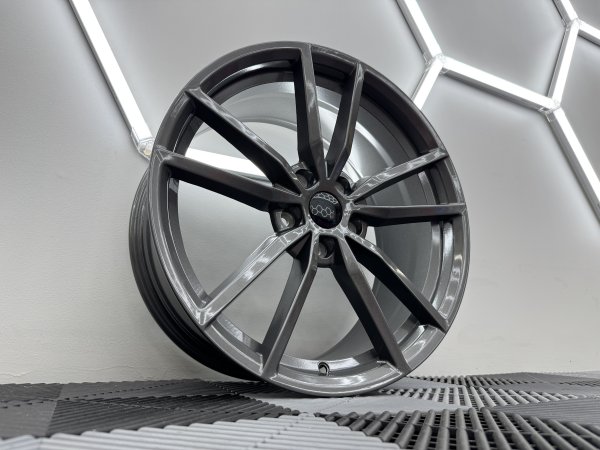 New 18 Inch VW Golf Pretoria Style Alloy Wheels In Gloss Gunmetal 5x112