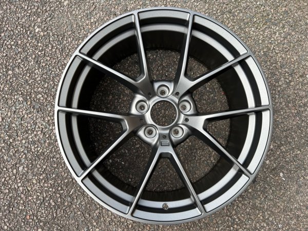 New 18 Inch CS Style Alloy Wheels in Satin Gunmetal 5x112