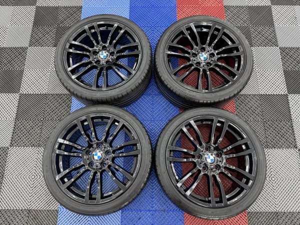 Used 19 Inch Genuine BMW Style 403 M Sport Alloy Wheels, Refurbished in Gloss Black, Wide Rear, Including Good Bridgestone Runflat Tyres, 5x120