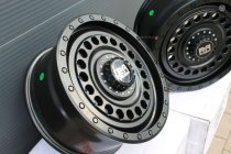 New 17 Inch Riviera Xtreme RXS3 Alloy Wheels In Satin Black With Black Rivets 1100kg VW Transporter T5 T6 5x120