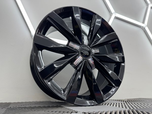New 18 Inch Springfield Style Alloy Wheels In Gloss Black VW Transporter T5 T6 1250Kg Load Rating 5x120