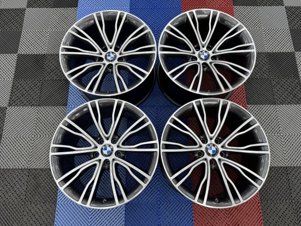 Used 20 Inch Genuine Style 551i F15 X5 Individual Alloy Wheels, Fully Refurbished In Orbit Grey With Polished Face, 11" Rear 5x120