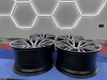 Used 20 Inch Genuine Style 551i F15 X5 Individual Alloy Wheels, Fully Refurbished In Orbit Grey With Polished Face, 11" Rear 5x120