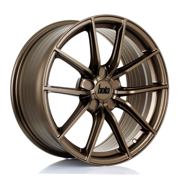 New 18 Inch Bola FLC Alloy Wheels In Matt Bronze, Flow Formed, BMW 5x120