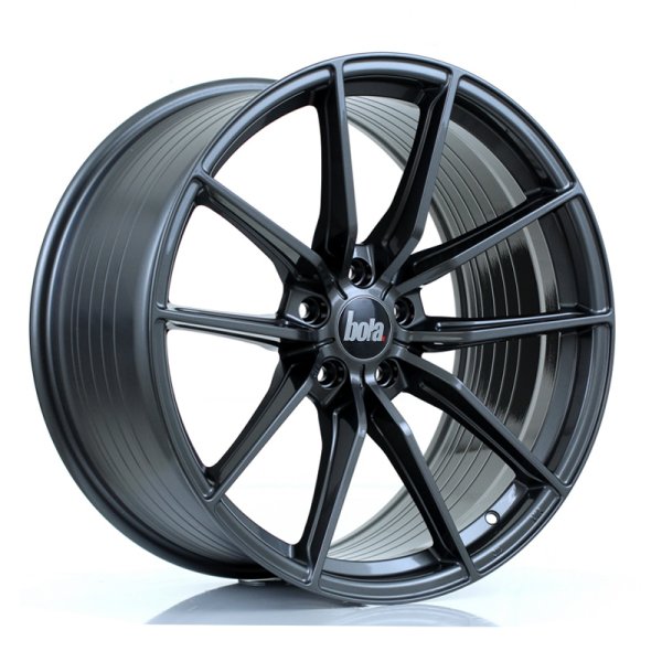 New 18 Inch Bola FLC Alloy Wheels In Gloss Gunmetal, Flow Formed, BMW 5x120