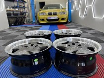 New 17 Inch Throwing Star M5 Style Alloy Wheels In Gunmetal With Polished Dish And Deeper 9" Rears 5x120