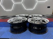 New 17 Inch Throwing Star M5 Style Alloy Wheels In Gunmetal With Polished Dish And Deeper 9" Rears 5x120