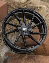 New 17 Inch BOLA B25 Alloy Wheels In Gloss Black