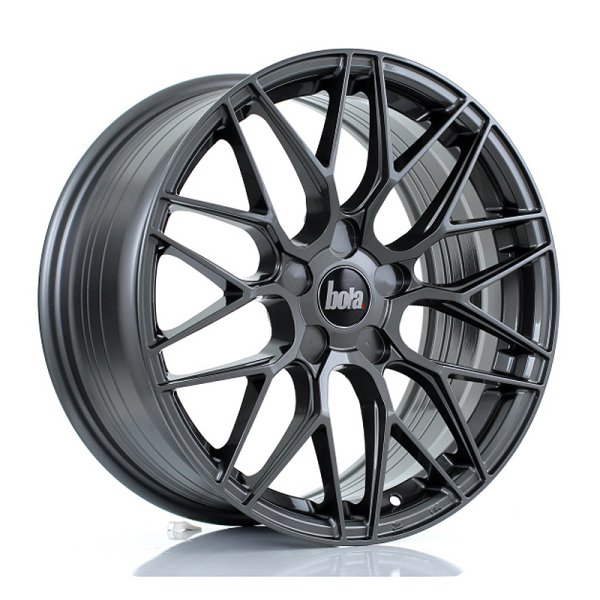 New 18 Inch BOLA B17 Alloy Wheels In Gloss Gunmetal, Flow Formed, BMW 5x120